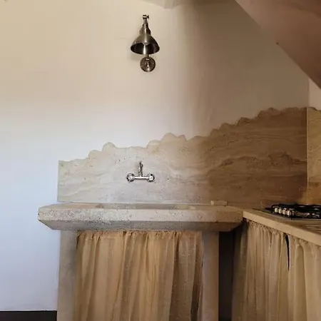 Private 2 Bedrooms In Centre Saturnia